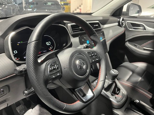 MG ZS 1.5 VTI TECH LUXURY 2024, foto 2
