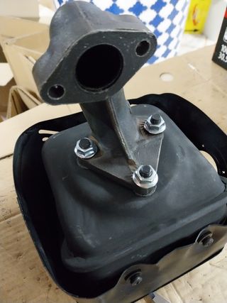 Escape de motocultor o motoazada