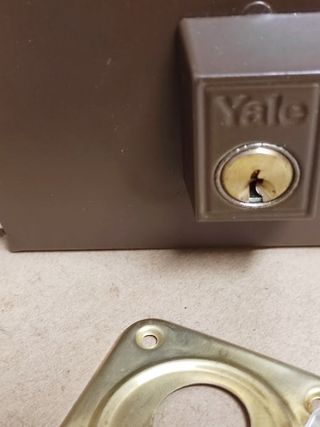 Cerradura YALE 125120IHP