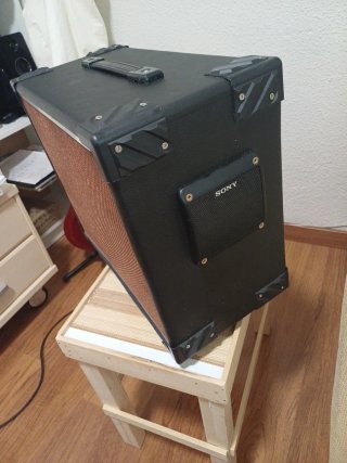 PANTALLA AMPLIF. GUITARRA 50 W CELESTION