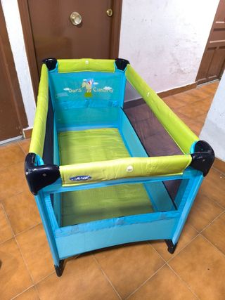 Cuna de viaje