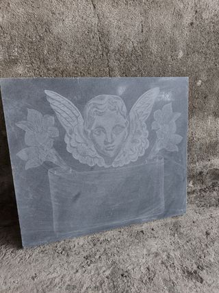 Lapidas de mármol.
