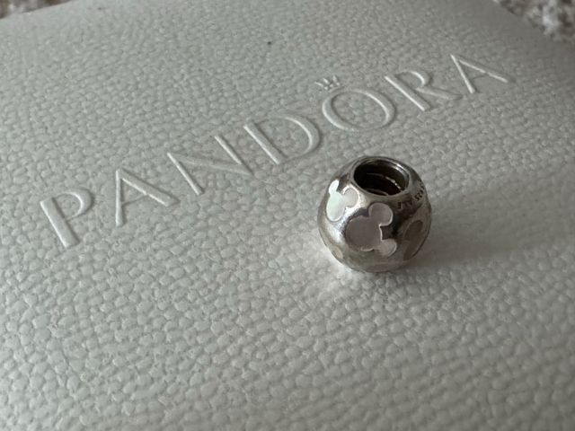 CHARM DISNEY PANDORA
