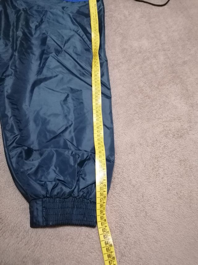 Chubasquero vintage con forro polar y capucha