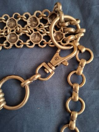 Cinturón abalorios Stradivarius