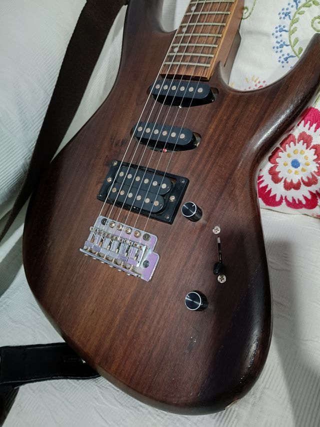 Guitarra eléctrica Kohler