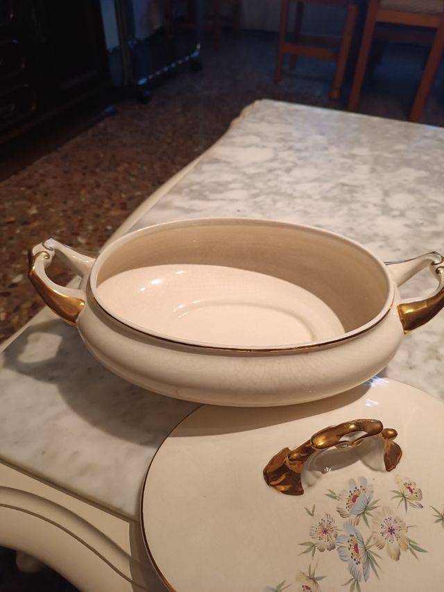 Fuente Sopera vintage de porcelana