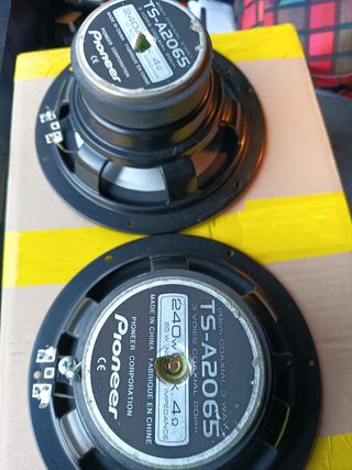 Altavoces coche Pioneer 240 W