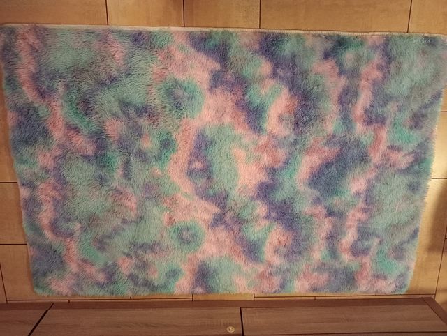 Alfombra peluda grande