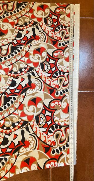 Trozos de tela estampada fantasia