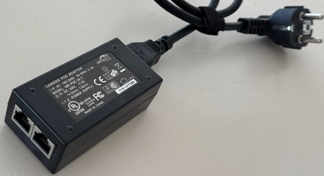 UBIQUITI NETWORKS CARRIER POE ADAPTER