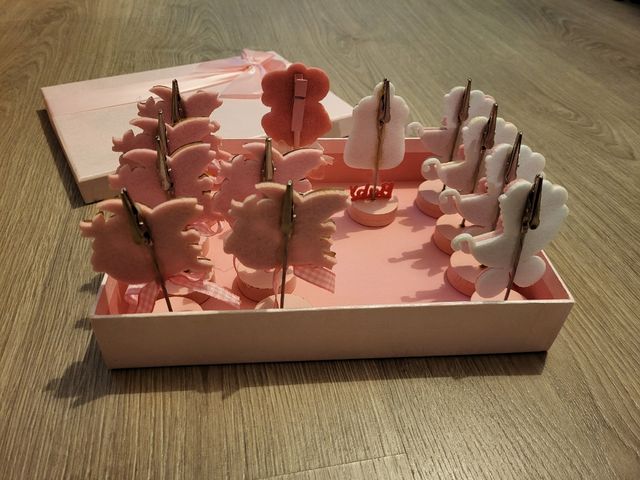 Clips sujeta foto bebé madera rosa