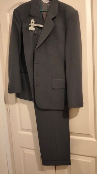 Traje caballero hecho por modista 