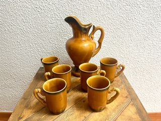 Set jarra y vasos de cerámica