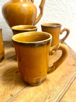 Set jarra y vasos de cerámica