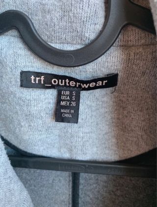 Abrigo gris zara