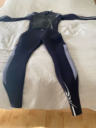 Traje de neopreno deportes acuaticos!!