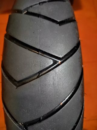 Neumático 120 70 13 mitas