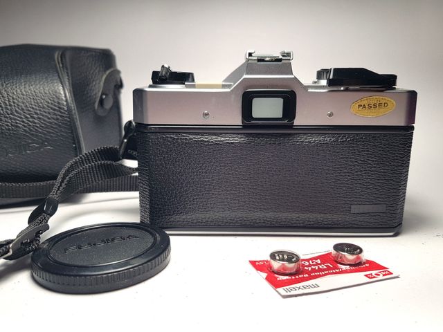 Camara  FUJICA STX-1N con X-FUJINON 1:1,9/50mm FM