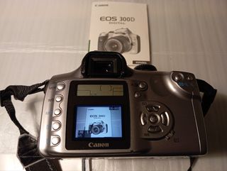 Canon EOS 300D Digital y funda de regalo.