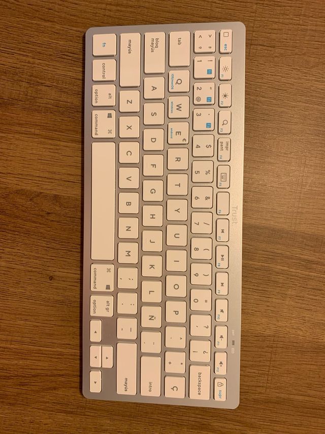 Teclado inalambrico Trust Laan van Barcelona 600
