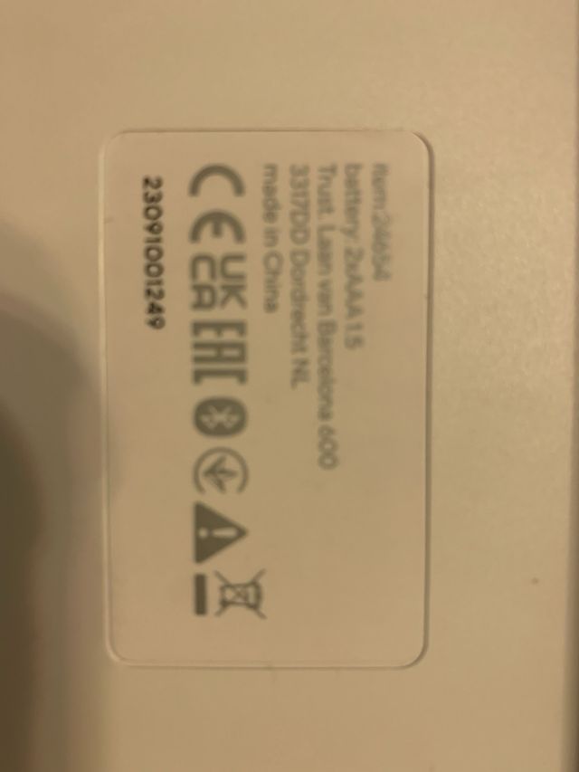 Teclado inalambrico Trust Laan van Barcelona 600