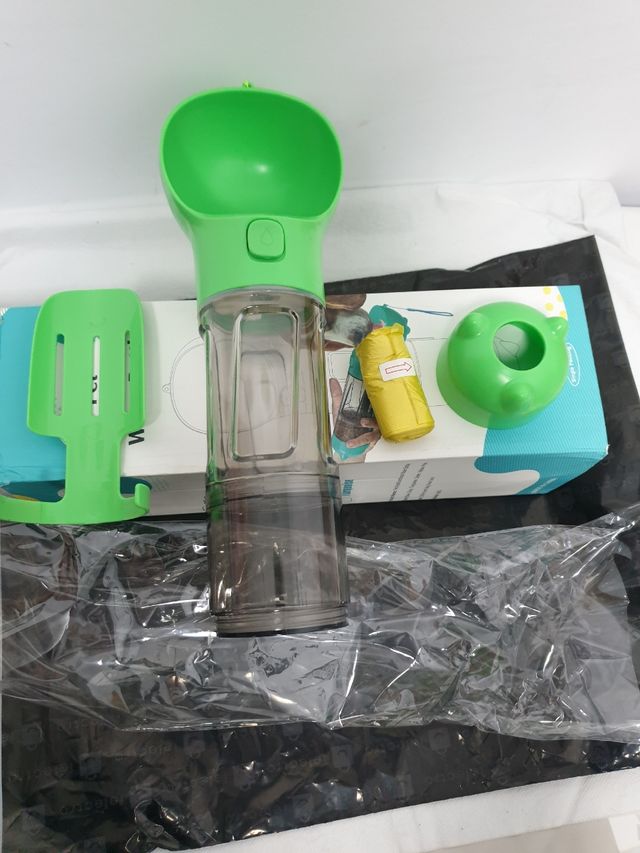 Botella de Agua 4 en 1 para Perro