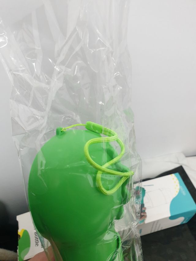 Botella de Agua 4 en 1 para Perro