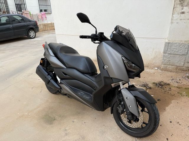 Yamaha XMAX 300 ABS