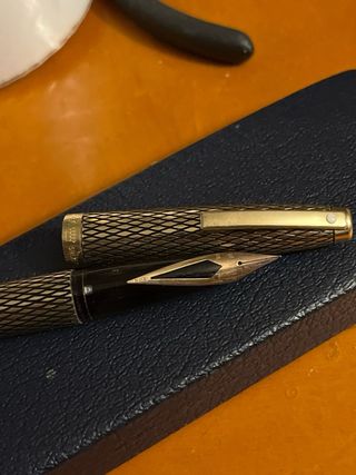 Estilográfica Sheaffer Imperial GoldFilled