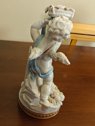 Figura de porcelana Algora
