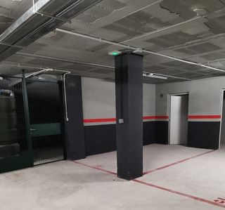 Plaza de parking REDUCIDA c/Cadmo, 29 (RUBÍ)