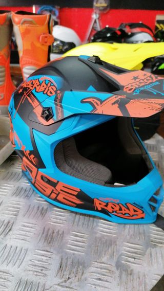 ROPA, CASCOS Y PROTECCIONES NIÑO CROSS A ESTRENAR