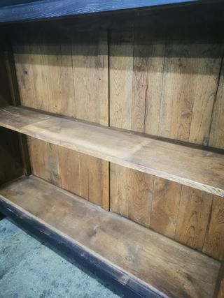 Mueble antiguo. Armario. Consola