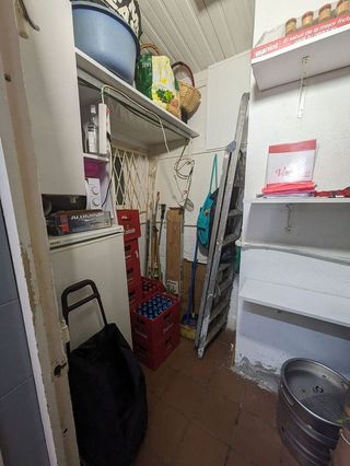 Local comercial en venta en El Castell-Poble Vell en Castelldefels