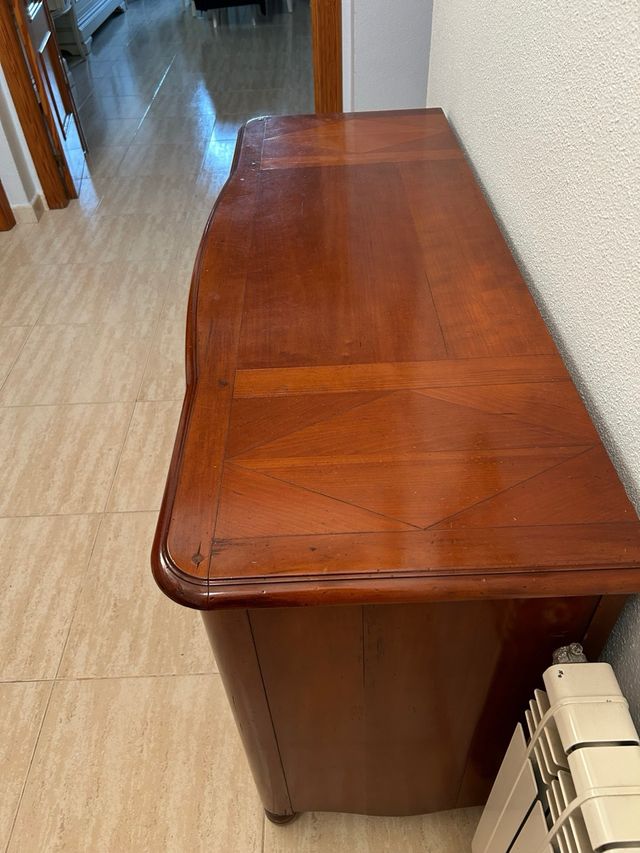 Cassettiera in legno di ciliegio