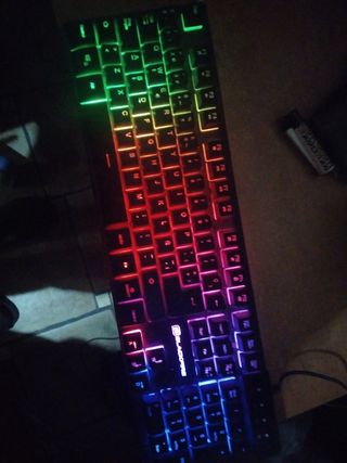Teclado Blackfire 