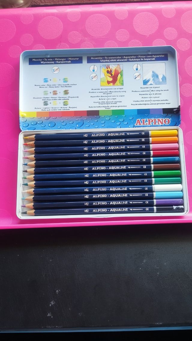 12 lápices de colores acuarelables