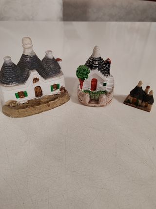 Statue vintage trulli in ceramica 