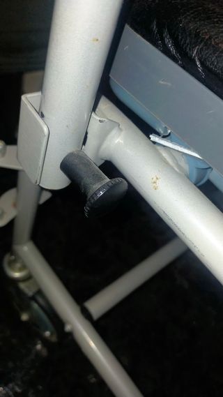 SILLA CON WC PARA ANCIANOS