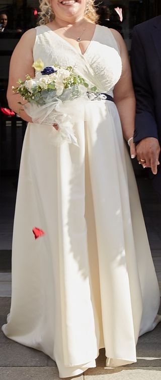 Vestido de novia color champang