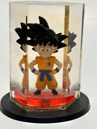 Figura encapsulada " Goku años 90"