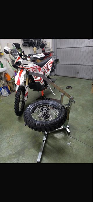 Destalonadora Neumaticos Enduro