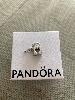 Charm Pandora candado y llave
