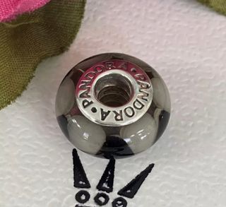 Charm Pandora