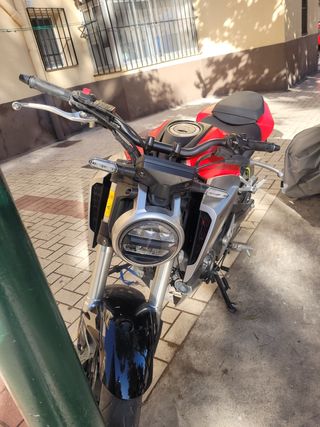 Moto Honda CB 125 R