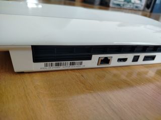 Ps3 super Slim 500 GB blanca 