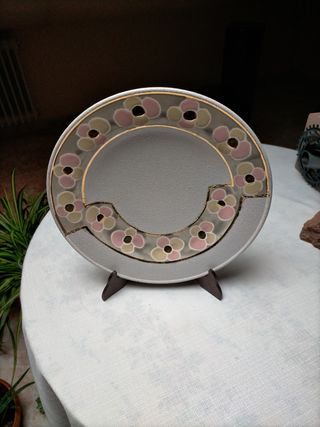 Plato decorativo tonos rosas y beige 31