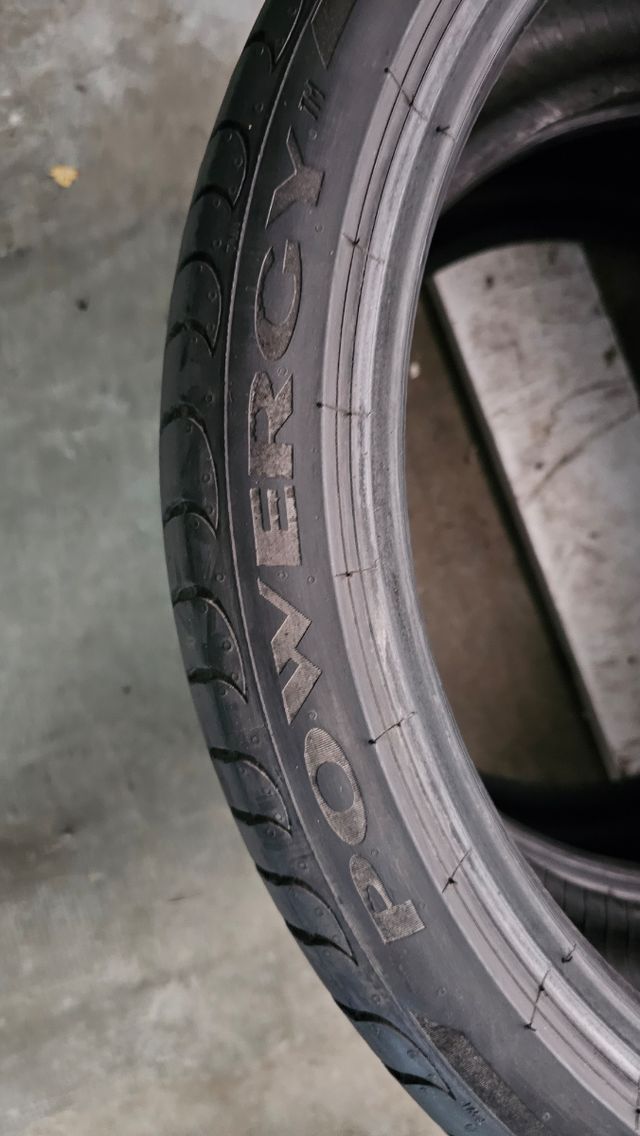 Neumáticos 235 35 19 Pirelli