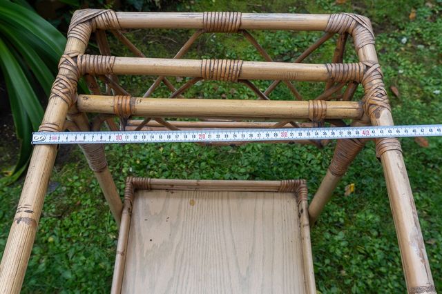 Carrito, bandeja extraíble, revistero y botellero